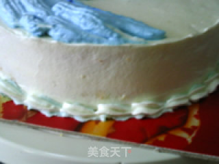 Wave Decorated Cake recipe