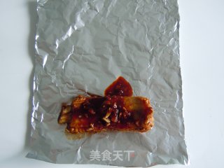 Grilled Pork Ribs with Foil Sauce recipe