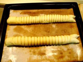 Caterpillar Cheese Bread recipe