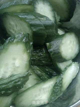 #蛋美食#cucumber Scrambled Eggs recipe