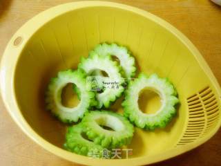 Bitter Gourd Fried Sun Egg recipe