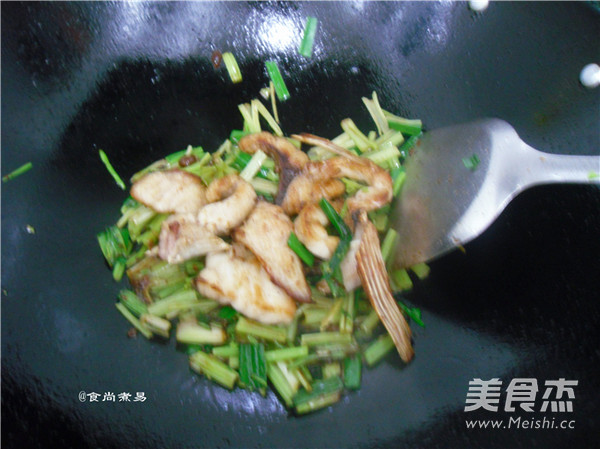 Braised Crispy Anhui Fish with Bean Sauce recipe