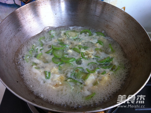 Loofah and Egg Soup recipe