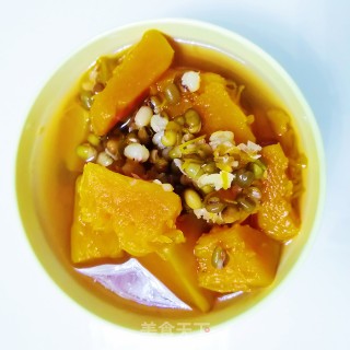 Pumpkin Mung Bean Soup recipe