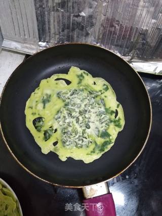 Spinach and Egg Pancakes recipe