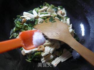 Stir-fried Yuba with Pickled Vegetables recipe