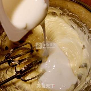 Yogurt Mousse Cake recipe