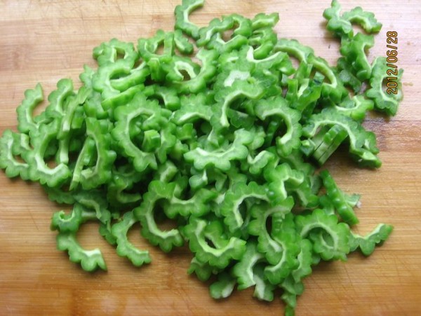 Dried Bitter Gourd Shrimp in Sesame Sauce recipe