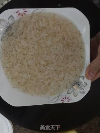 Fried Eggs with Shrimp Skin recipe