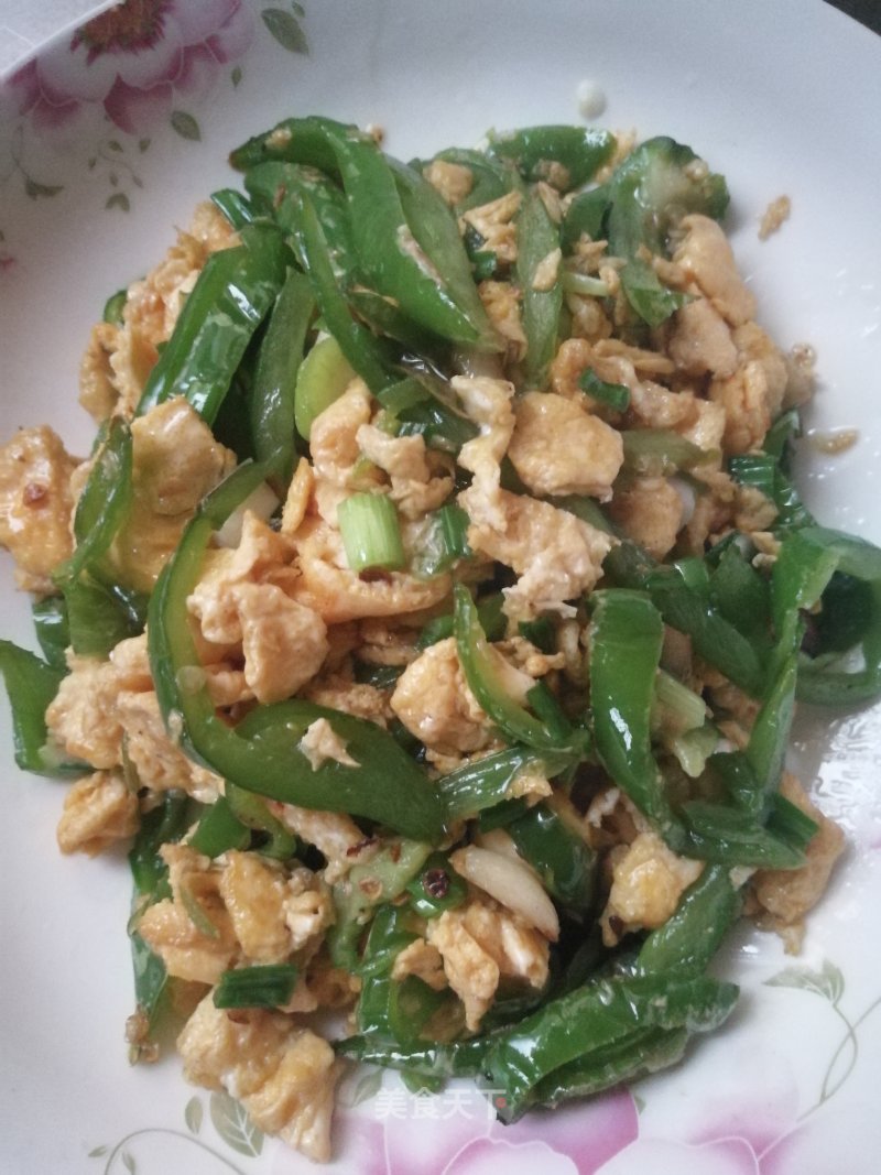 Scrambled Eggs with Green Peppers recipe