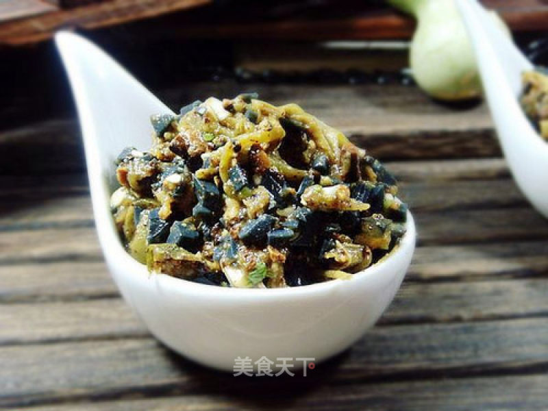 Assorted Preserved Eggs and Green Peppers recipe