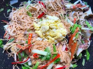 Fried Noodles with Seafood recipe