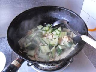 Dried Tofu and Cucumber Slices recipe