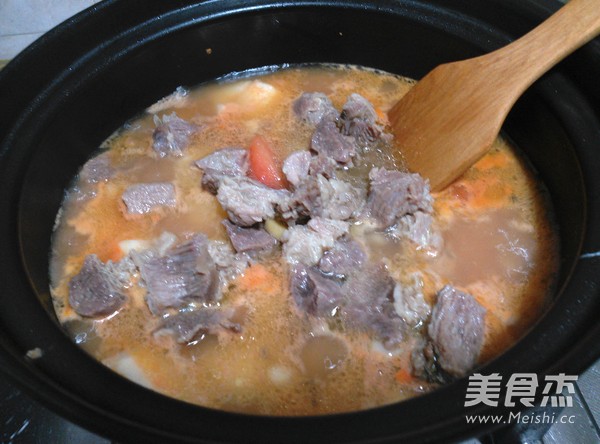 Tomato Potato Beef Soup recipe