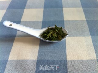 Dried Lettuce with Tea Flavor recipe