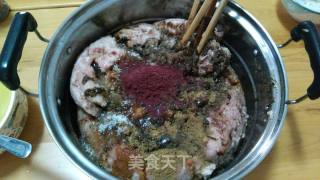 【wuhan】【homemade Black Pepper Crispy Sausage】 recipe