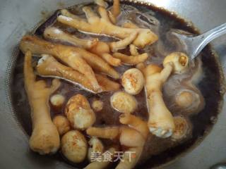 Chicken Feet and Quail Eggs recipe