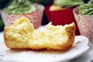 #aca烤明星大赛# Oil-free and Low-sugar Matcha Cupcakes recipe