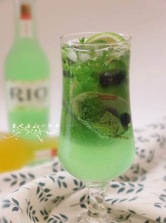 Lime Blueberry Cocktail