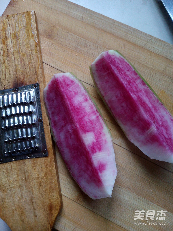 Sweet and Sour Radish Shreds recipe