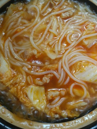 Guilin Rice Noodles in Sour Soup Casserole