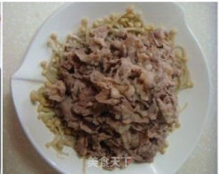 Beef with Vine Pepper and Enoki Mushroom recipe