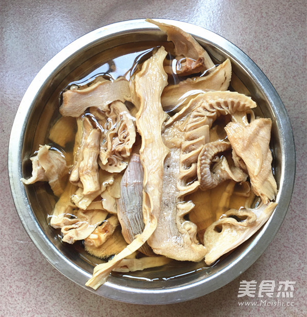 Braised Pork Trotters with Dried Bamboo Shoots recipe