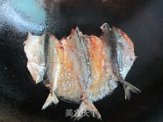 Pan-fried Spanish Mackerel with Sauce recipe