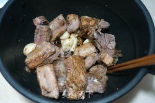 Braised Pork Ribs with Carrots recipe