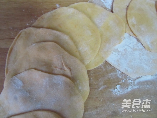 Pumpkin Three Fresh Soup Dumplings recipe