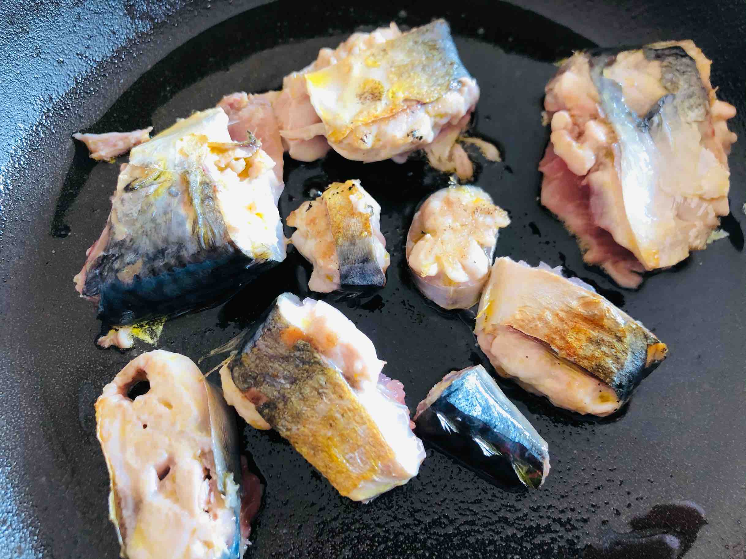 Spanish Mackerel Stewed Tofu recipe