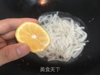 Lemon Kuey Teow recipe