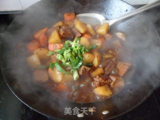 An Indispensable Stew at The Family Dinner Table-beef Stew with Yam recipe