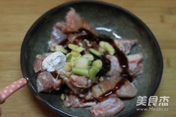 Fish-flavored Pork Ribs and Steamed Pumpkin recipe