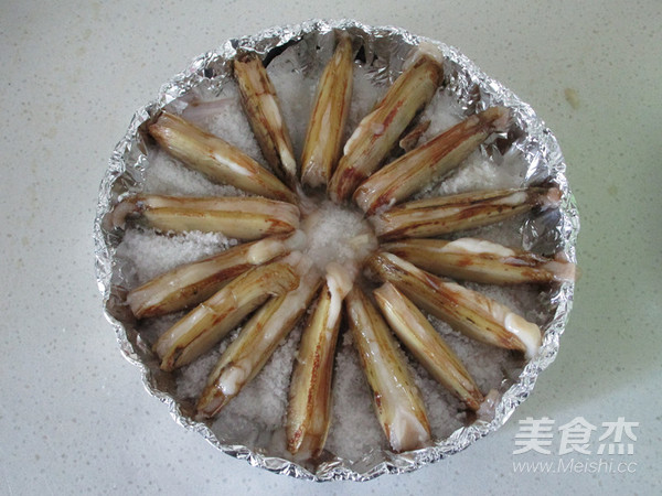 Salt-roasted Razor Clams recipe