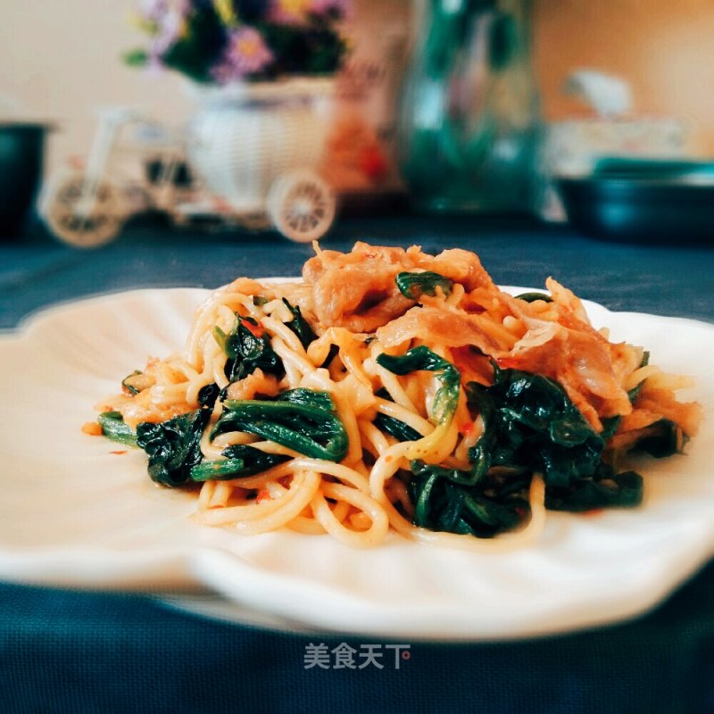 Fried Noodles with Spicy Cabbage and Fat Lamb recipe
