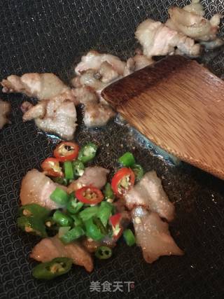 Pork Stir-fried Xinlimei Radish recipe