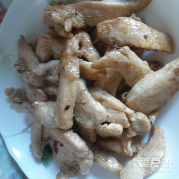 Black Pepper Chicken Fillet Stir-fried Hot Pepper recipe