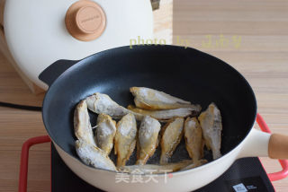 Braised Small Yellow Croaker with Watercress recipe