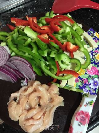 Stir-fried Chicken with Seasoned Peppers recipe