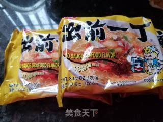 Instant Noodles with Shrimp recipe