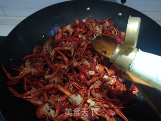 Spicy Crayfish Hot Pot recipe