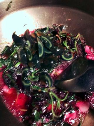 Red Amaranth and Preserved Egg Soup recipe