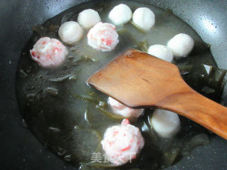 Shrimp Ball Fish Ball Seaweed Soup recipe