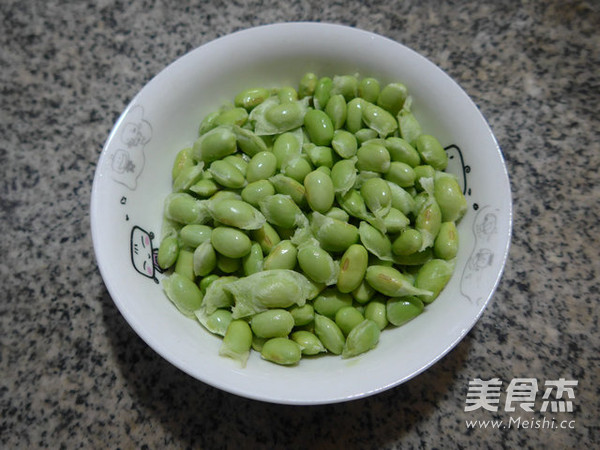 Stir-fried Edamame with Lamb Tail and Bamboo Shoots recipe