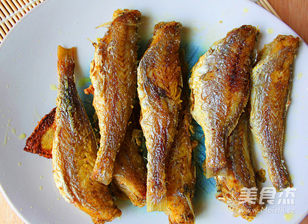 Fragrant Yellow Croaker recipe