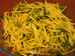 Shredded Cucumber Chicken recipe
