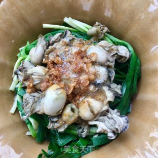 Leek Mixed with Oysters recipe