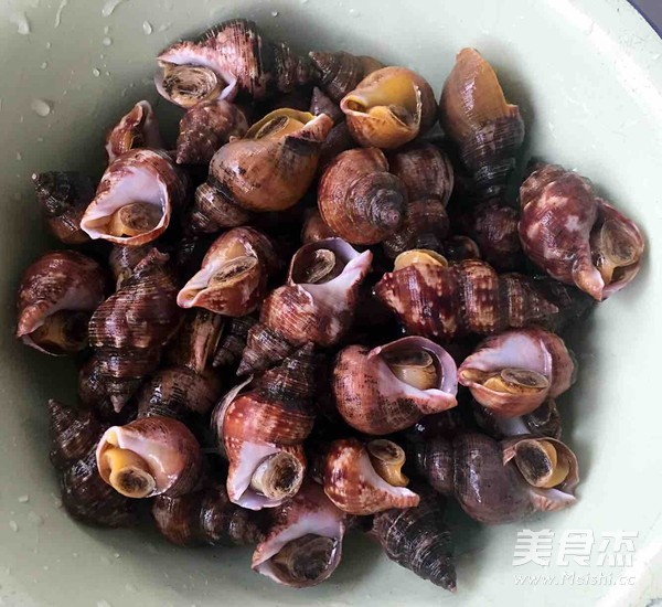 Boiled Snails recipe