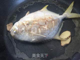 Pan-fried Pomfret recipe